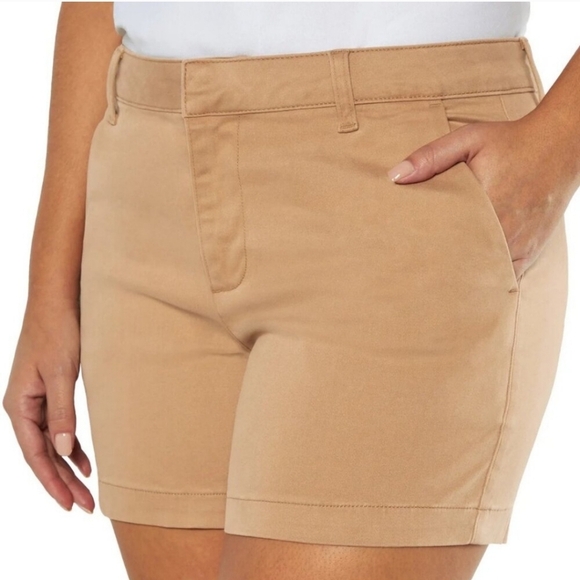 Banana Republic Flat-Front Chino Short Size 10 - Picture 2 of 6